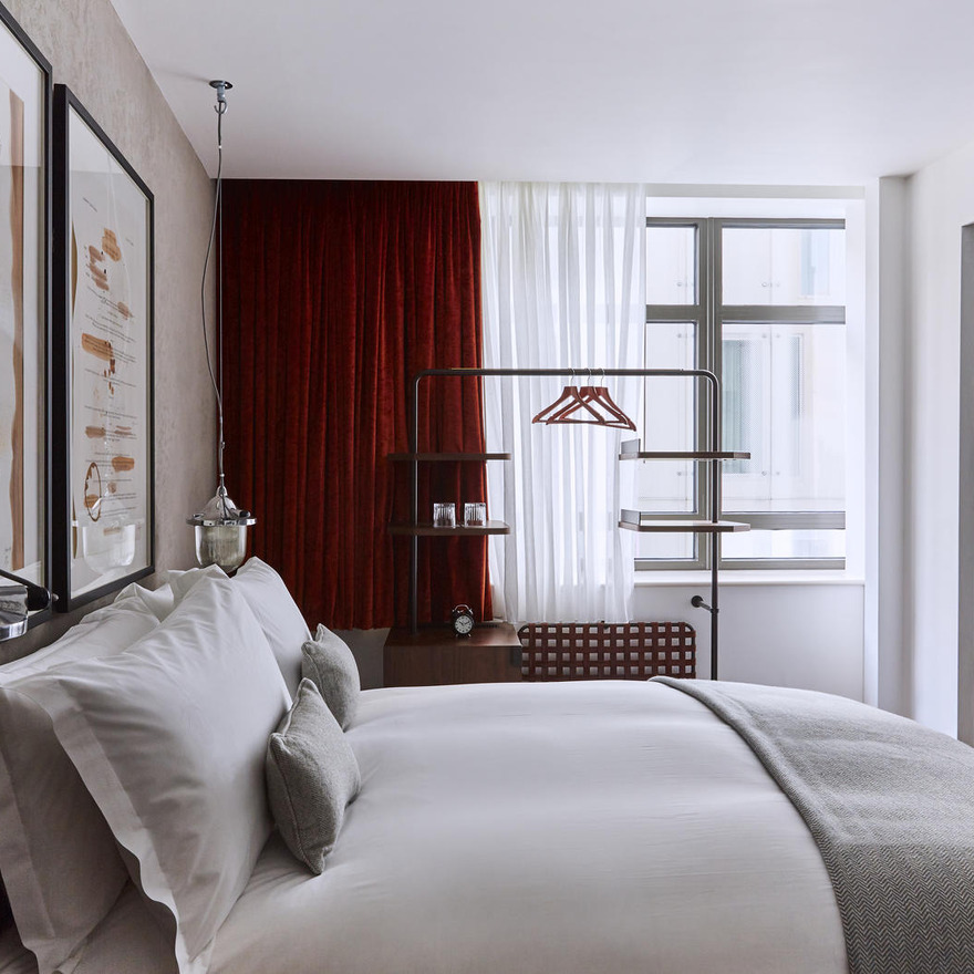 Venetian Plaster Hotel Bedroom, London